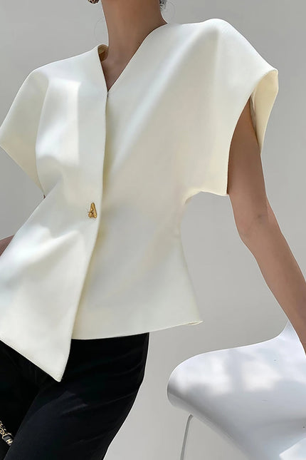 Amélie V-Neck Blouse