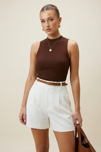 Arezzo Tailored Mid-Waist Shorts Without Belt